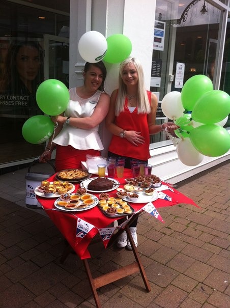 L - R Specsavers employees Jasmine Hall and Louise Morrey