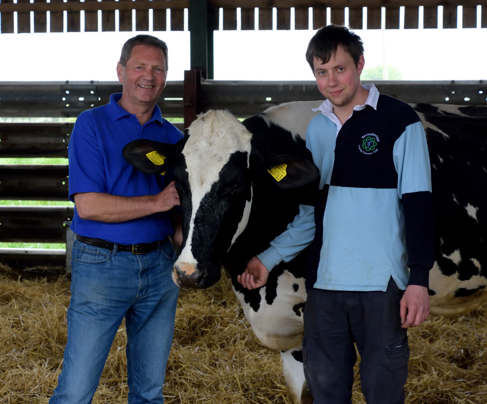 Tockwith Show co-chairman Sam Blacker with new committee member Tom Hildreth, 24