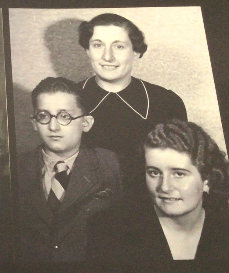 Kurt, Aranka and Lili (clockwise from left)