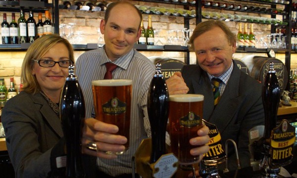 Theakston’s takes off at LBA! (from left) T&R Theakston Ltd Marketing Manager Victoria Bramley, SSP Multi Unit Manager Ian Palmer and T&R Theakston Ltd Executive Director Simon Theakston, behind the bar at the newly-opened Saltaire Bar at Leeds Bradford International Airport Theakston’s takes off at LBA! (from left) T&R Theakston Ltd Marketing Manager Victoria Bramley, SSP Multi Unit Manager Ian Palmer and T&R Theakston Ltd Executive Director Simon Theakston, behind the bar at the newly-opened Saltaire Bar at Leeds Bradford International Airport