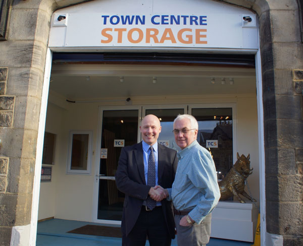 Town-Centre-Storage-HarrogateSupporting Small Businesses! Arthur Asquith, Lloyds TSB Commercial relationship manager (left) with Town Centre Storage’s Terry Dixon Supporting Small Businesses! Arthur Asquith, Lloyds TSB Commercial relationship manager (left) with Town Centre Storage’s Terry Dixon