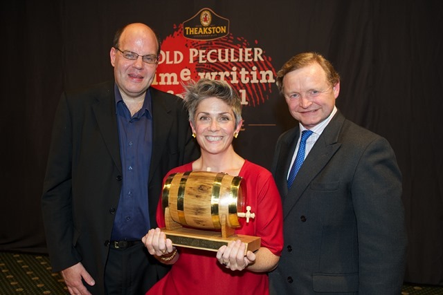  last year's winner, Denise Mina with R4 broadcaster Mark Lawson and title sponsor, Simon Theakston