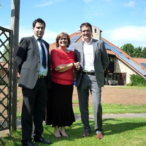 Craig Brackett (vital sales exec), Brenda Peel (martin house), Andy Topps(vital sales director)