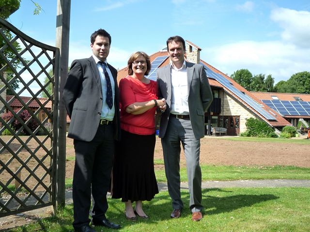 Craig Brackett (vital sales exec), Brenda Peel (martin house), Andy Topps(vital sales director)