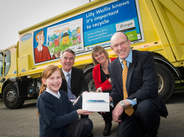 Lilly-Wallis, Councillor Phil-Ireland, Headteacher Sarah Bassitt, Yorwaste Managing-Director Steve Grieve