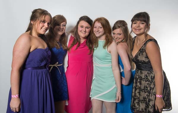 022Harrogate High leavers Hannah Simpson, Nicola Crabtree, Lena Blunstone, Hannah Oraham, Angie Kaczmarczyk, Alice Harper