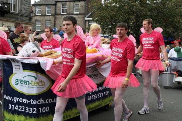 Bed Race June 2013 154 (640x427)