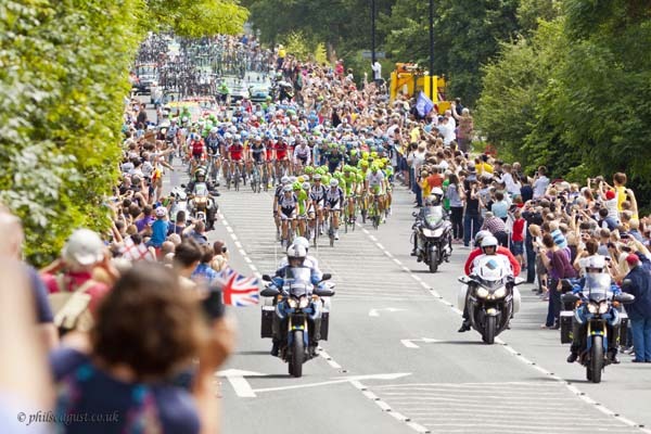 Phil Seagust-Tour De France Skipton Road Harrogate 1