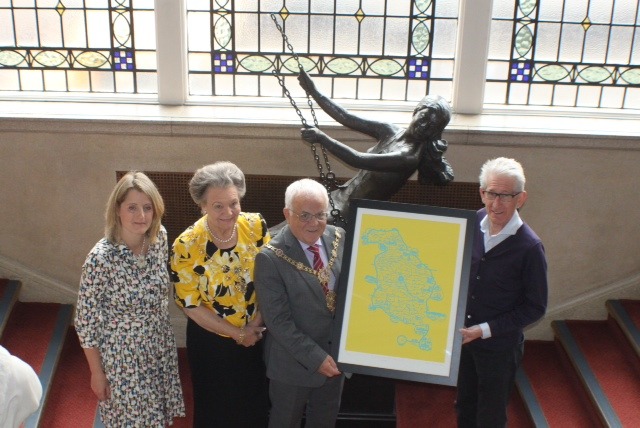 Artist Anita Bowerman, Mayoress of Harrogate Coun Mrs Shirley Fawcett, Mayor of Harrogate Coun Jim Clark and Karl Blackshaw of Harrogate Organisers at the Council Offices with the framed print