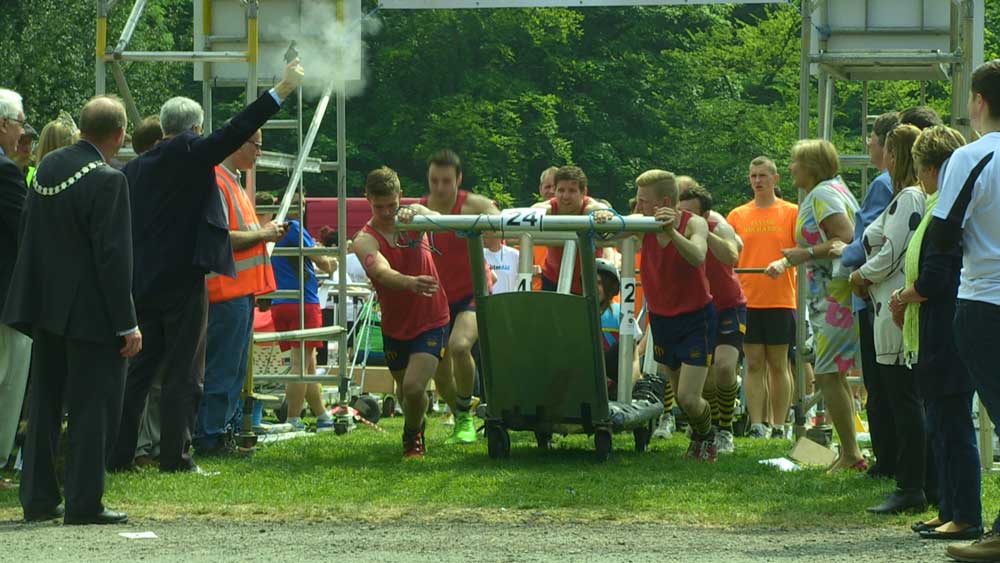 Bed-Race-2015-Knaresborough