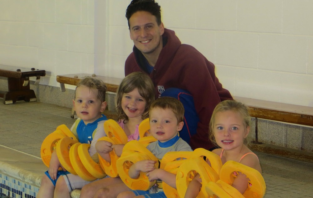 Arthur Everingham, Freya Eastwood, Toby Lomax, Kayla-Louise Briggs with Olympic swimmer James Kirton