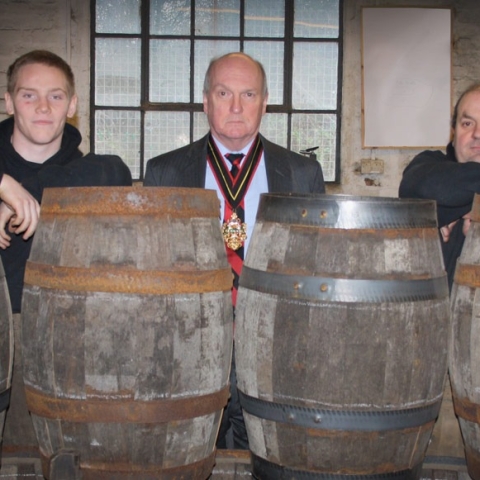 Kean Hiscock (Apprentice Cooper) Vivian Bairstow (Master of the Worshipful Company of Coopers) Alastair Simms (Master Cooper)