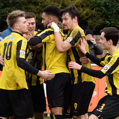 Harrogate Town AFC demolishes FC United of Manchester