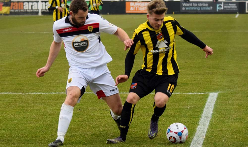 Harrogate Town V Glouc 001