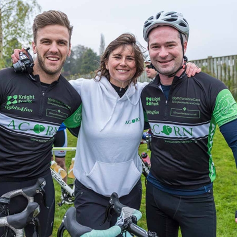 Louise Hanen of Acorn pictured with sponsor Lights4Fun's Matt Naughton and Ross Marchant