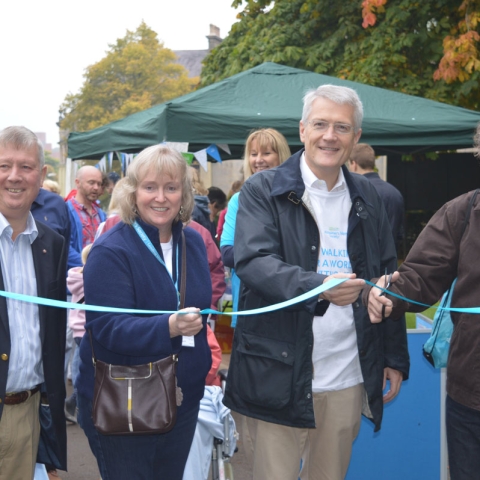 Andrew Jones MP (second right) opening last year’s Memory Walk with special guest, John Middleton who plays Ashley in TV’s Emmerdale and Councillor Mike Chambers (Cabinet Member for Safer Communities on Harrogate Council) and Alison Wrigglesworth for the Alzheimer’s Society