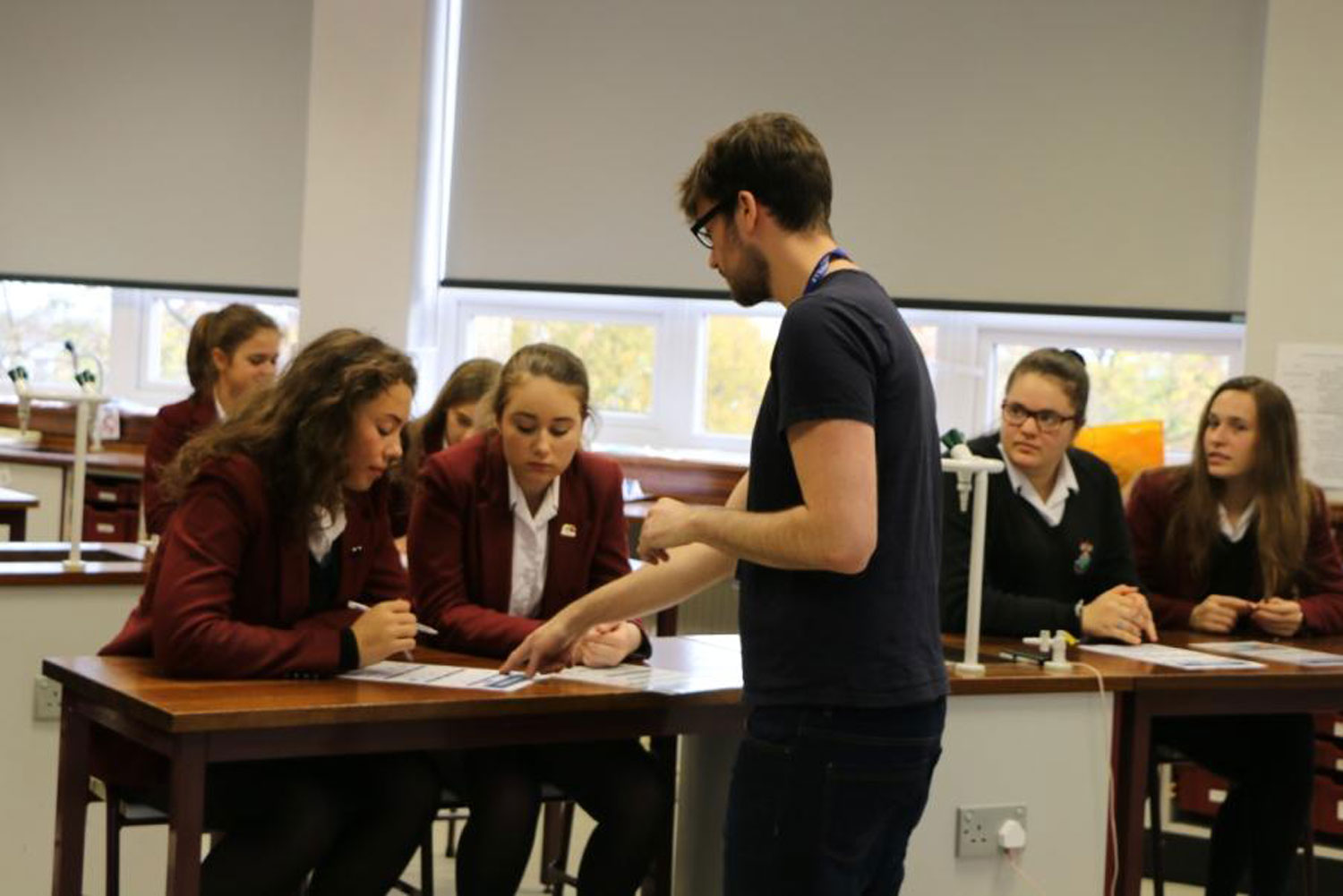 WISE Move! Ashville College girl students participating in the University of Leeds-led physics workshop