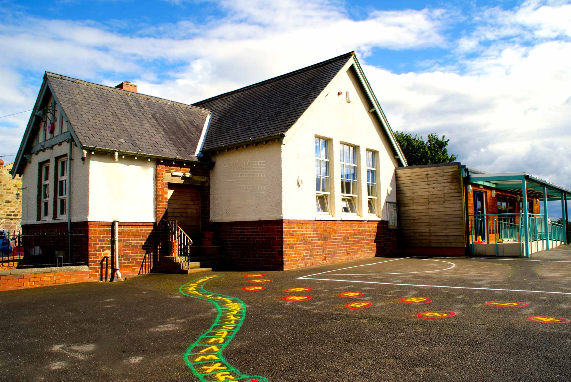 Sicklinghall CP School