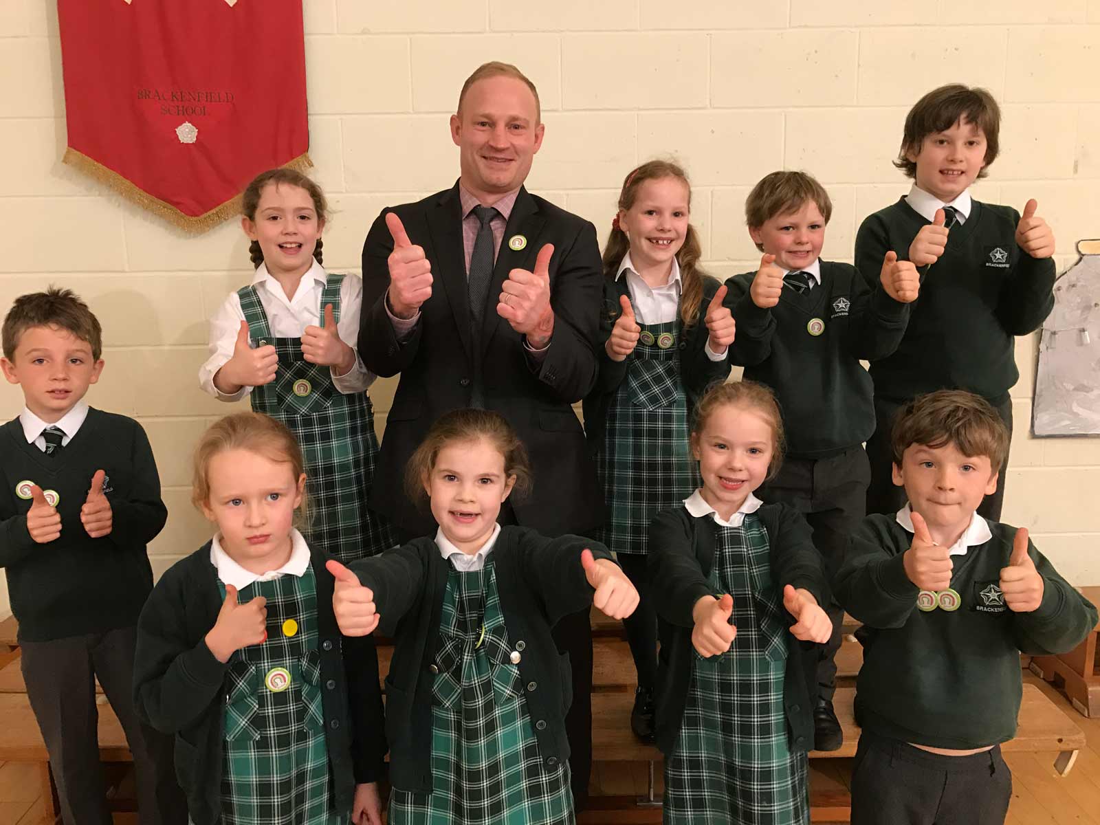 Former England Rugby League player and current Sky Sports Presenter, Jon Wells presented Brackenfield pupils on Friday (10 March 2017) with Rainbow Warrior badges