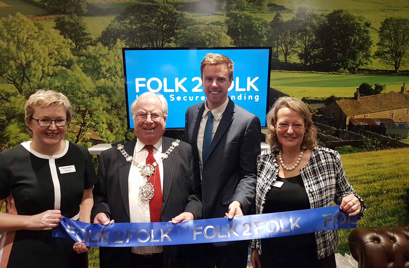 (Sara Clark (Harrogate Branch anager), Nick Brown (Harrogate Mayor), Louis Mathers (Folk2Folk Co-founder), Jane Dumeresque (folk2Folk CEO)