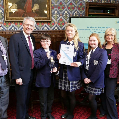 aul Womersley, GSAL director of estates, Andrew Jones MP, GSAL pupils Ben Cavasi Y7, Alice MacKenzie Y10 and Milly MacKenzie Y8, Shirley Jeffs,  GSAL Transport, and Sarah Grattage, Vice Chair of Modeshift