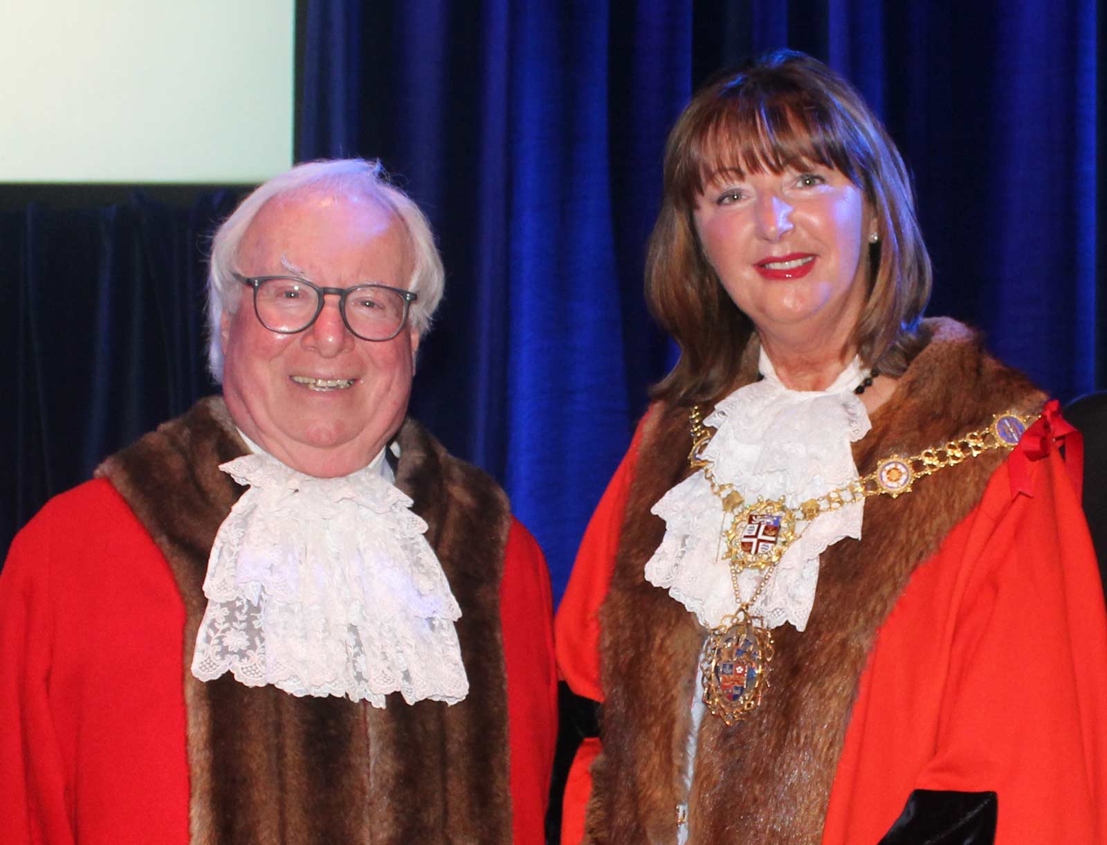Left to right: Former Mayor of the Borough of Harrogate Councillor Nick Brown and new Mayor of the Borough of Harrogate Councillor Anne Jones