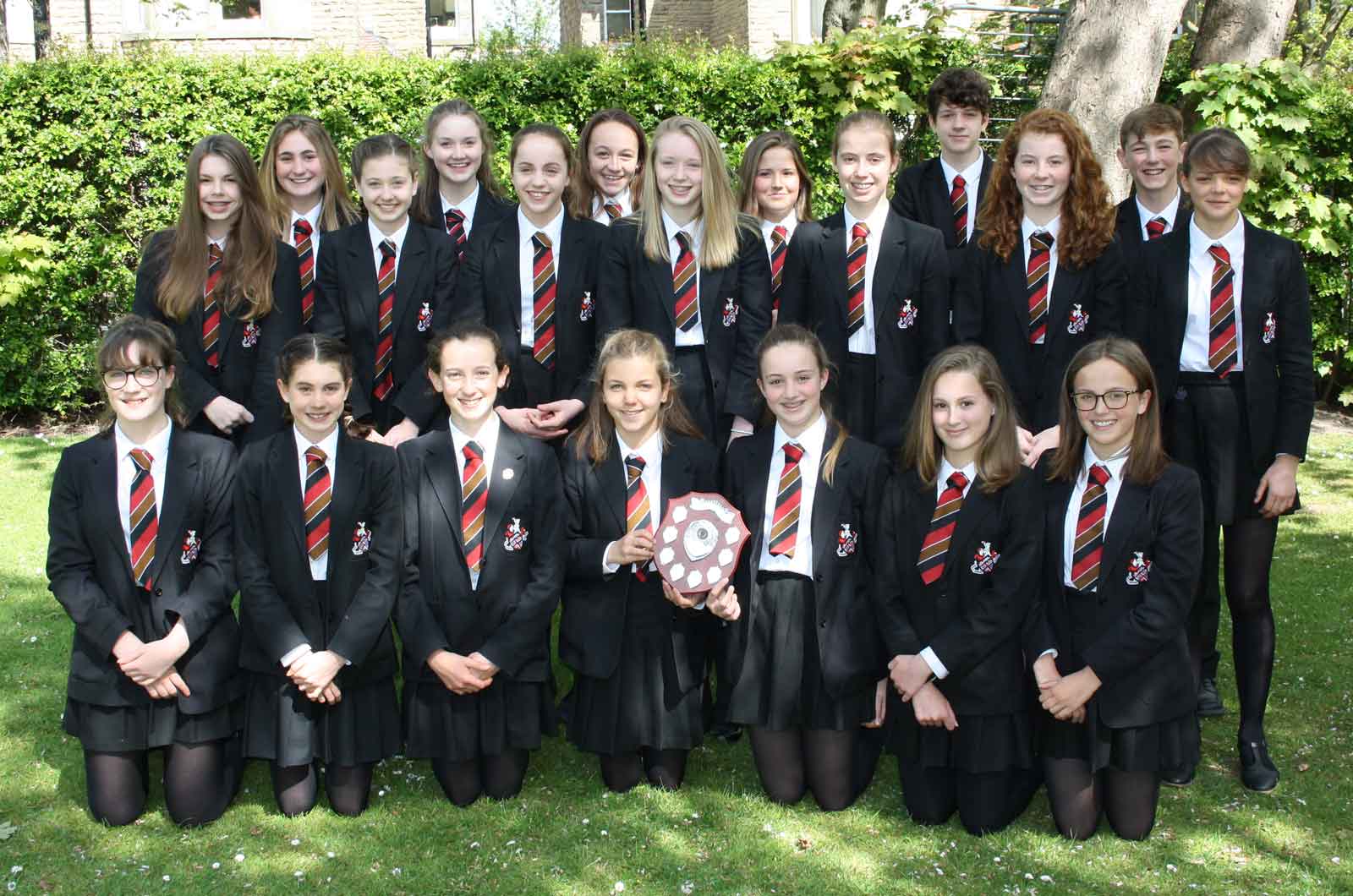 Back row, left to right: Lily Davis, Amy Collins, Freya Sugarman, Fiona Normand, Jack Morley, Harris Lister Middle row, left to right: Holly Pickering, Ewa Hardaker, Sassy Palfreeman, Grace Mountain, Lucy Vincent, Emily Vincent, Amy Kempster Front row, left to right: Lucy Cape, Rose Forrest, Alexandra Whitaker, Louisa Ibberson, Millie Kershaw, Emmeline Graham, Abbie Thompson.