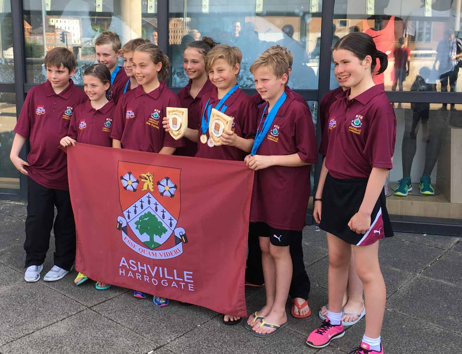 Ashville Junior School swimmers at the English Schools National Finals