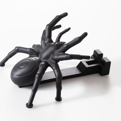 3D printed tarantula style smartphone holder