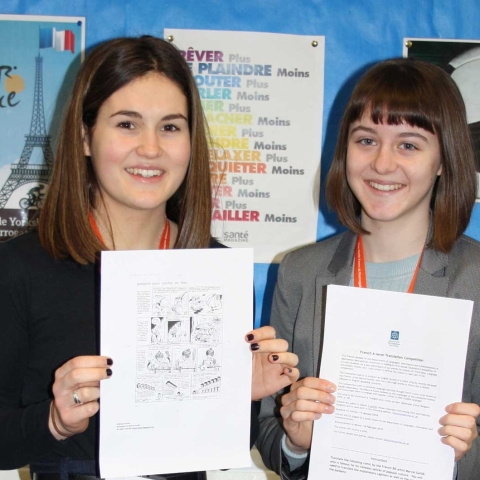 Harrogate Grammar School students, Amy Barrett and Issy Murray, both year 12