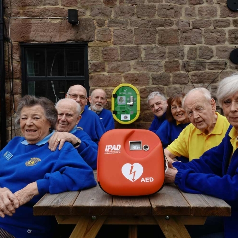 New community defibrillator and CPR training at the Knox in Harrogate HArrogate Lions