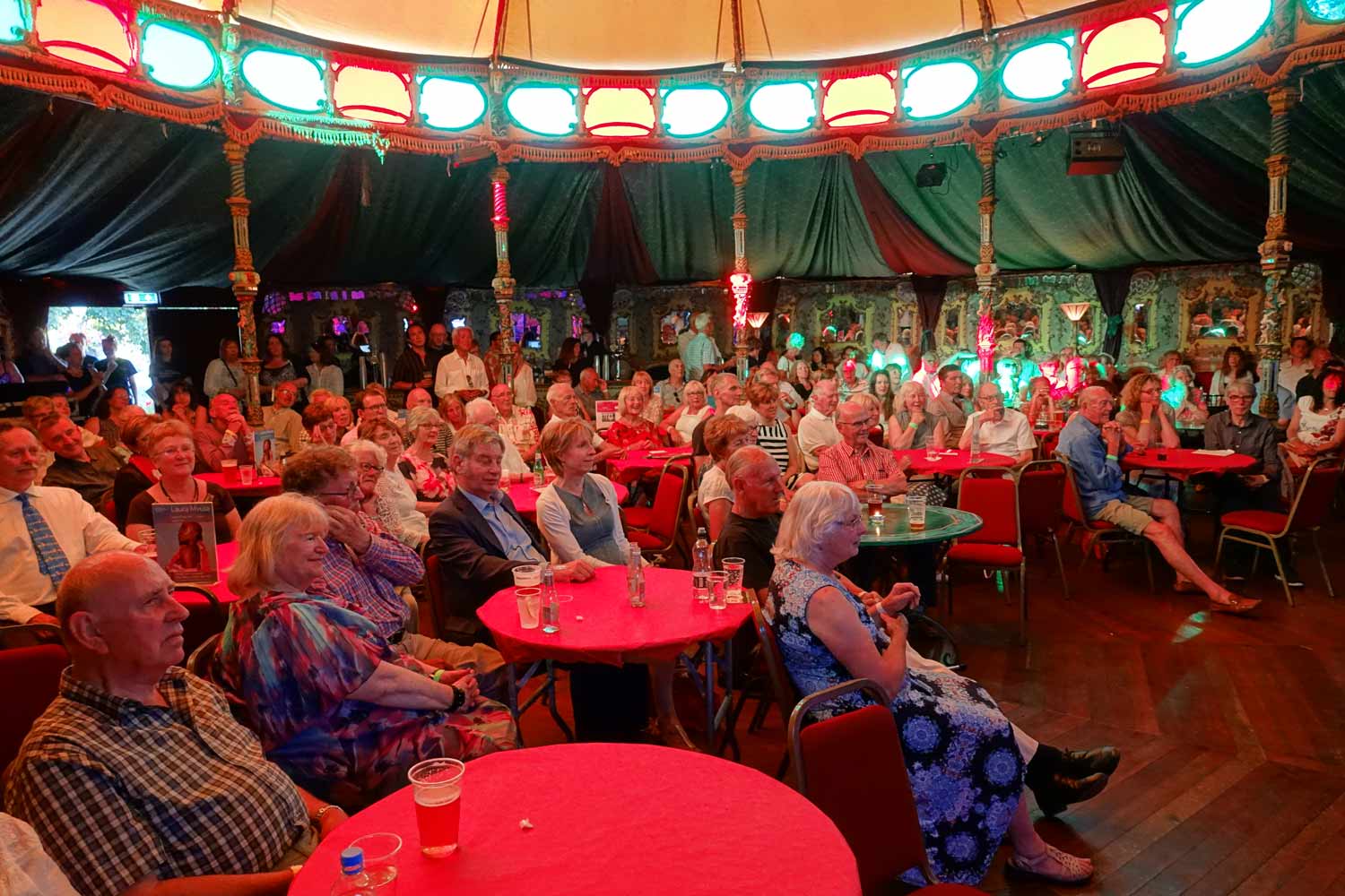 Benoit Villefon & his Hot Club open the Spiegeltent