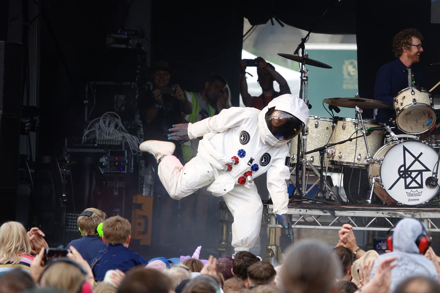 Public Service Broadcasting on the main stage at Deer Shed 2018