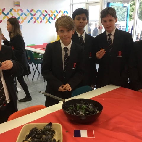 Rossett students sample some ‘moules’ from France during the European Day of Languages
