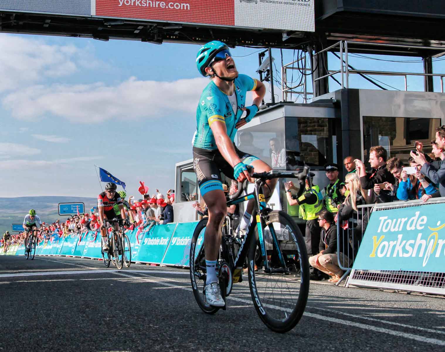 Stage-Winner-Tour-de-Yorkshire-by-Len-Downes