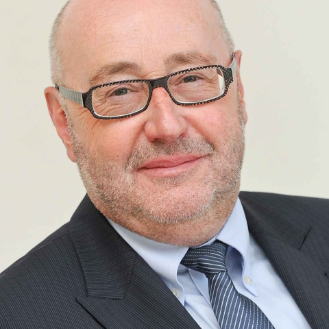 Peter McCormick OBE has been named as a Leading Lawyer in the Technology, Media and Telecoms sector