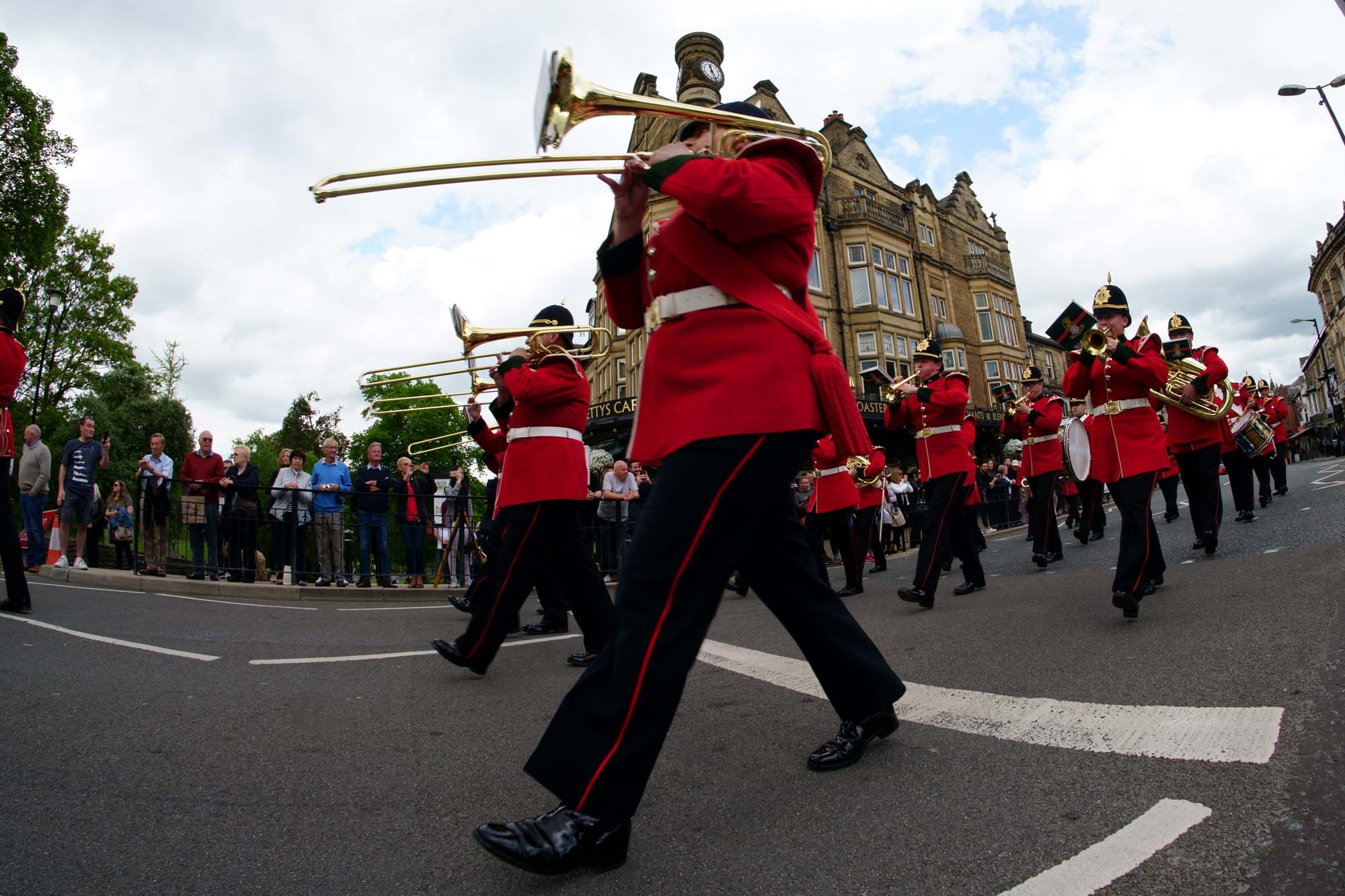 Junior soldiers exercise Freedom of Harrogate