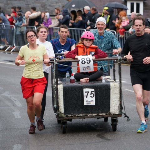 Great Knaresborough Bed Race 2019