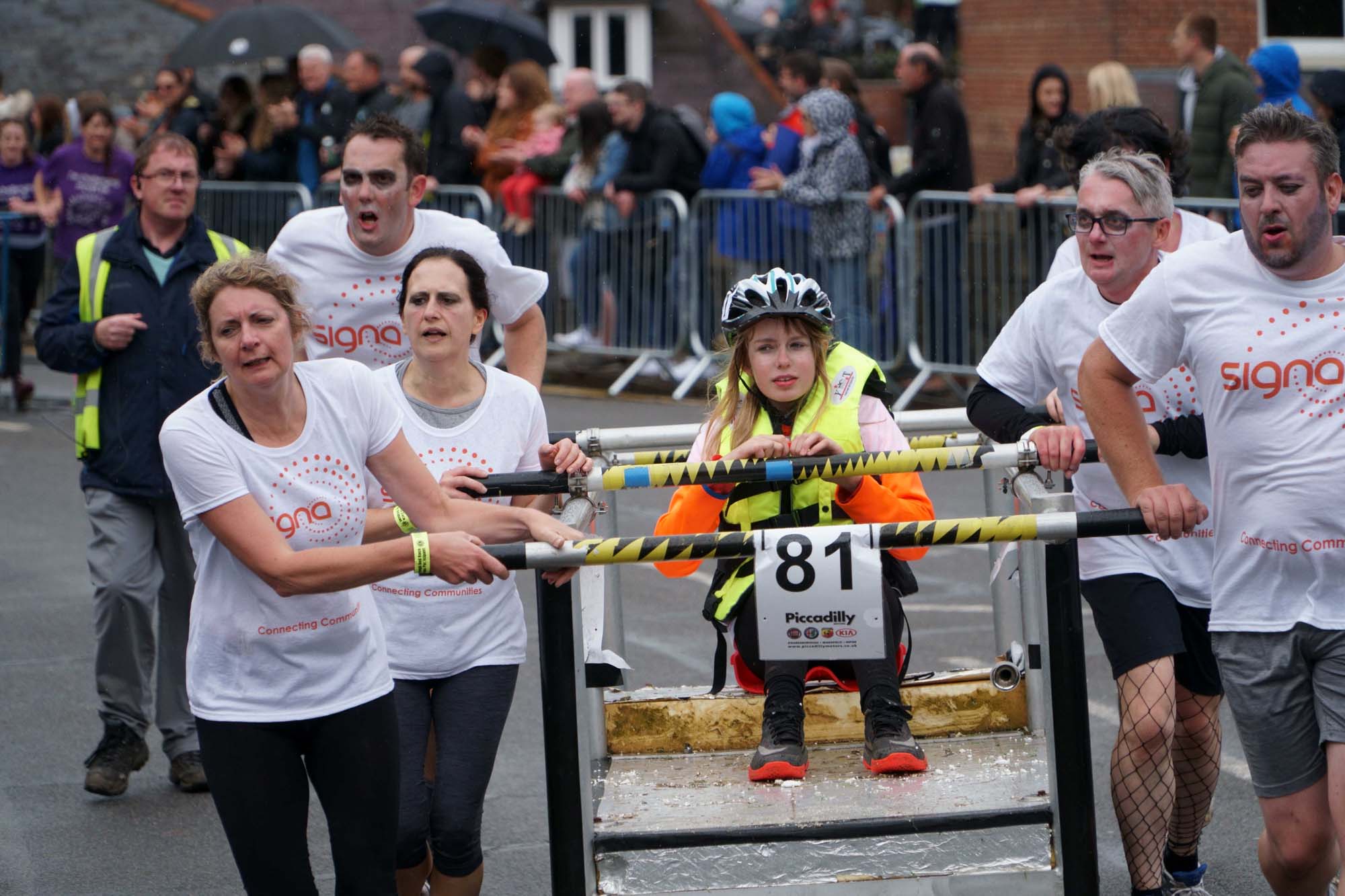 Great Knaresborough Bed Race 2019