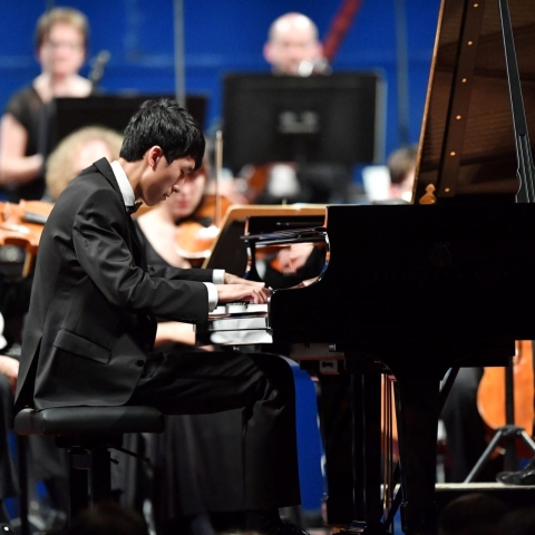 Eric Lu
