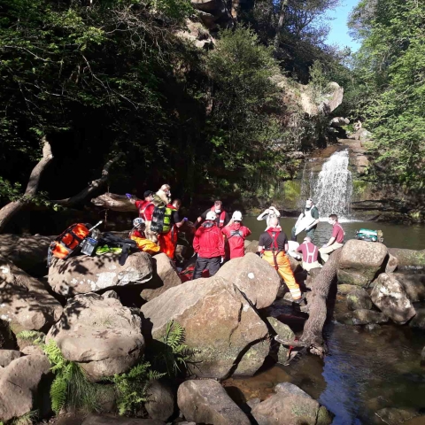 emergency services and volunteer rescue teams at the scene of the incident at Thomason Foss