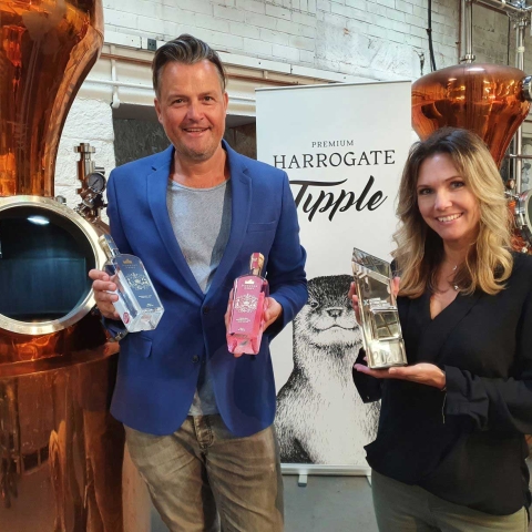 Co-founders of Harrogate Tipple, husband and wife Steven and Sally Green, with the Licensing International Excellence Award 2020 for Best Newcomer