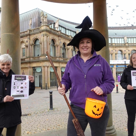 Harrogate Host Jos Caswell, Harrogate Mumbler MD Sally Haslewood, and Harrogate Host Sara Hartley