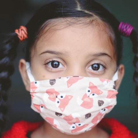 mask girl