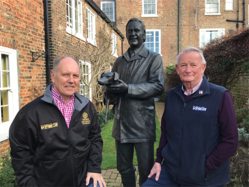 John Gallery with Ian Ashton at the Alf Wight (James Herriot) Statue at World of James Herriot