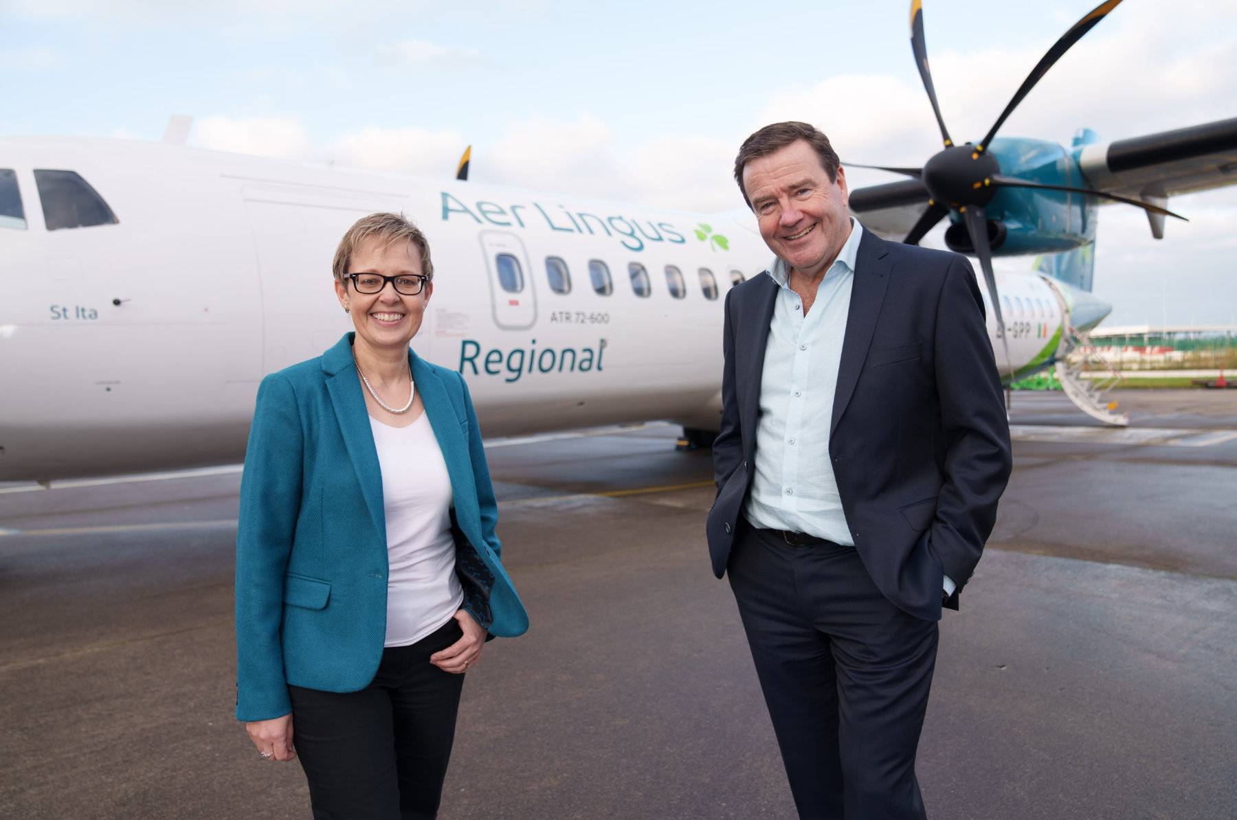 Aer Lingus CEO Lynne Embleton with Emerald Airlines CEO Conor McCarthy, at the announcement of the commencement of Aer Lingus Regional flights, with tickets