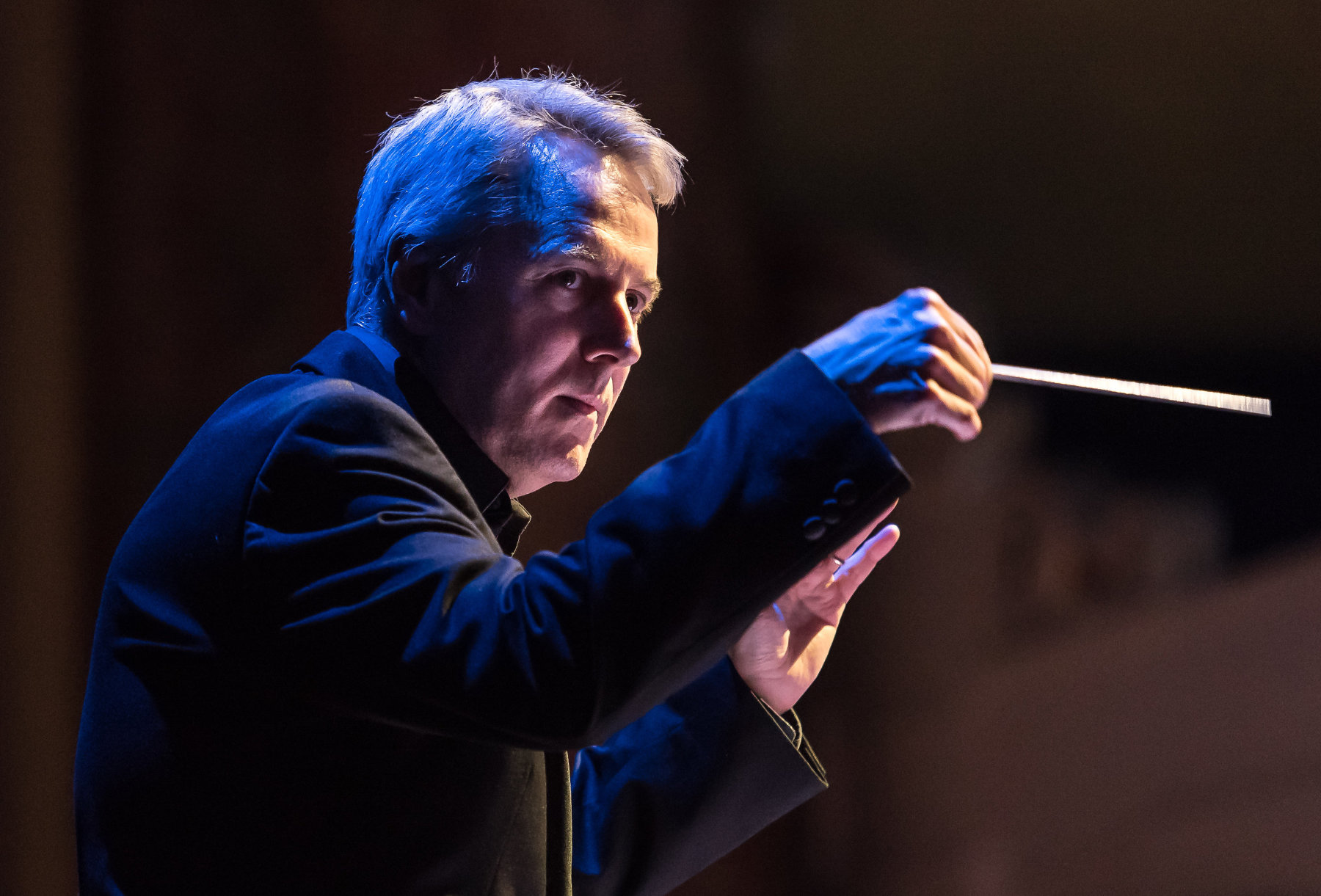 Opera North Music Director Richard Farnes conducts Das Rheingold.