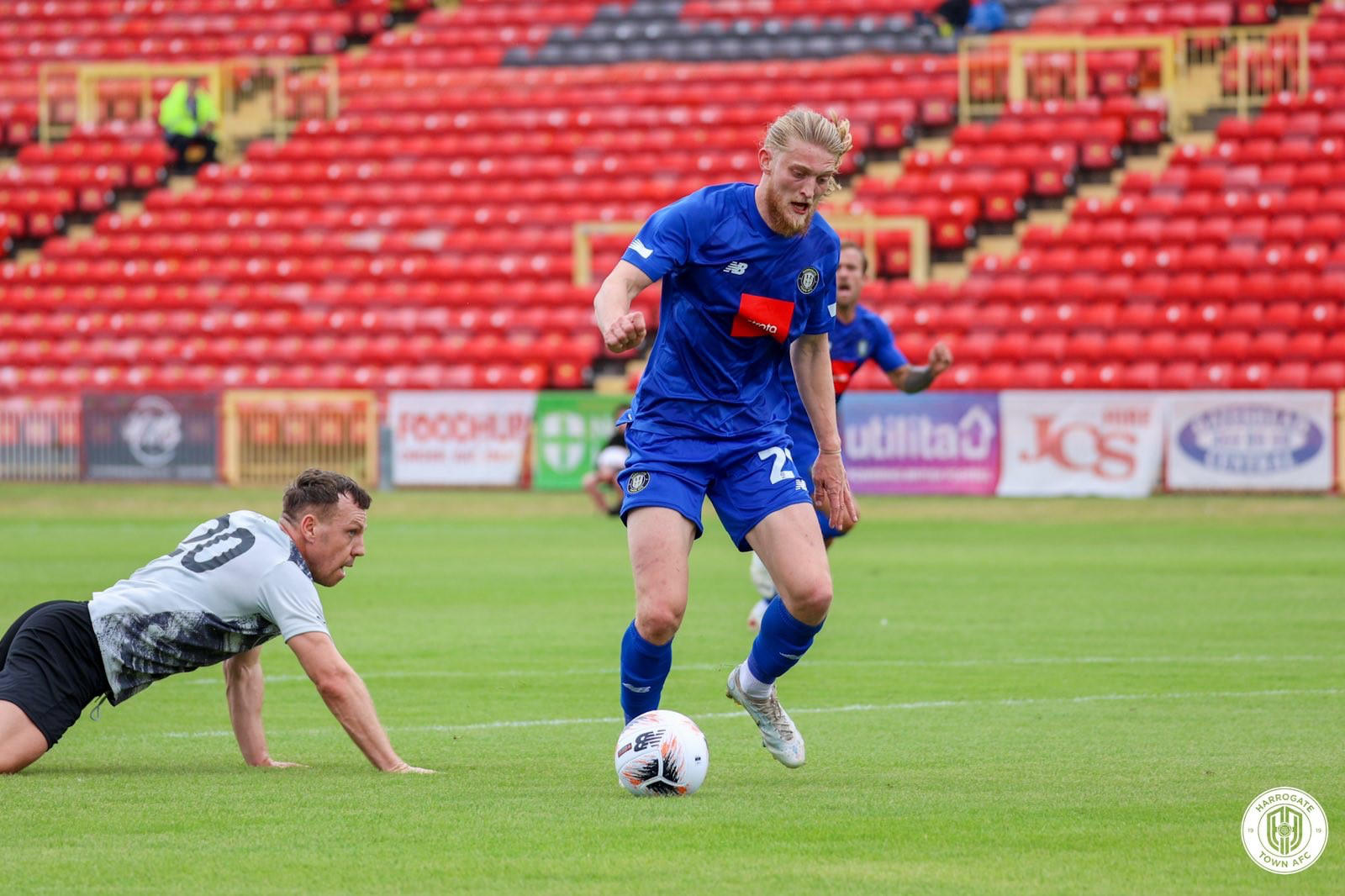 Gateshead 1-3 Harrogate Town Report