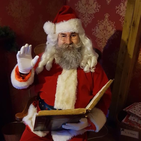 Christmas arrives at Thorp Perrow
