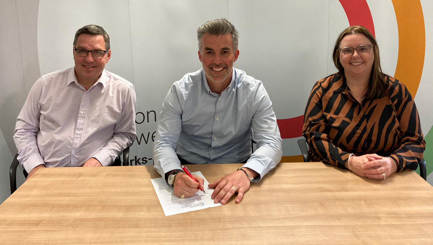 David Skaith, Mayor of York and North Yorkshire, signing the Declaration of Acceptance of Office with James Farrar, Director of Economy & Interim Head of Paid Service, and Rachel Antonelli, Head of Legal & Interim Deputy Monitoring Officer at York and North Yorkshire Combined Authority